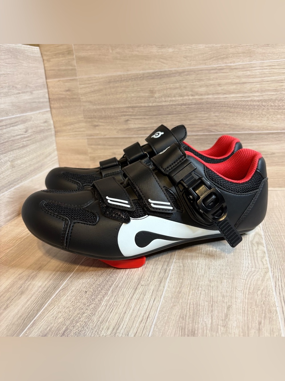 Peleton Cycle Shoes with Cleats EU 40 Women 9 Men 7